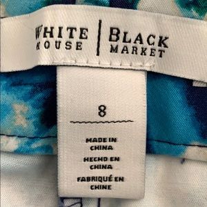 White House Black Market Pants - White House Black Market pants size 8 floral White House Black Market Pants - White House Black Market pants size 8 floral